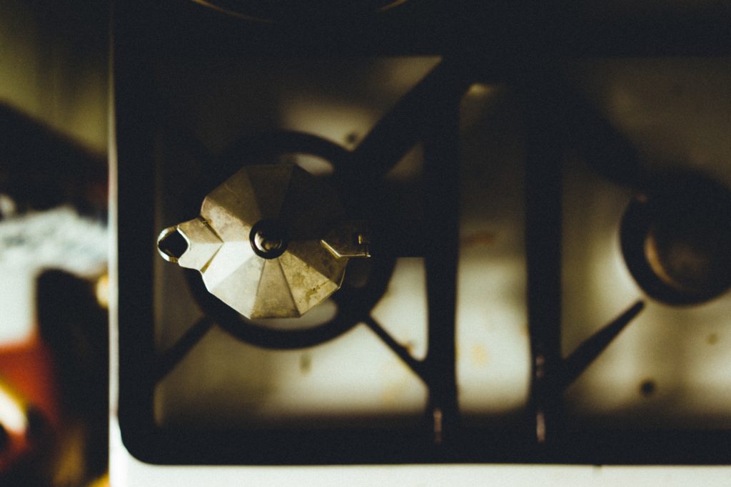 Wijziging Besluit uitvoering Crisis- en herstelwet maakt verbod op koken met gas mogelijk